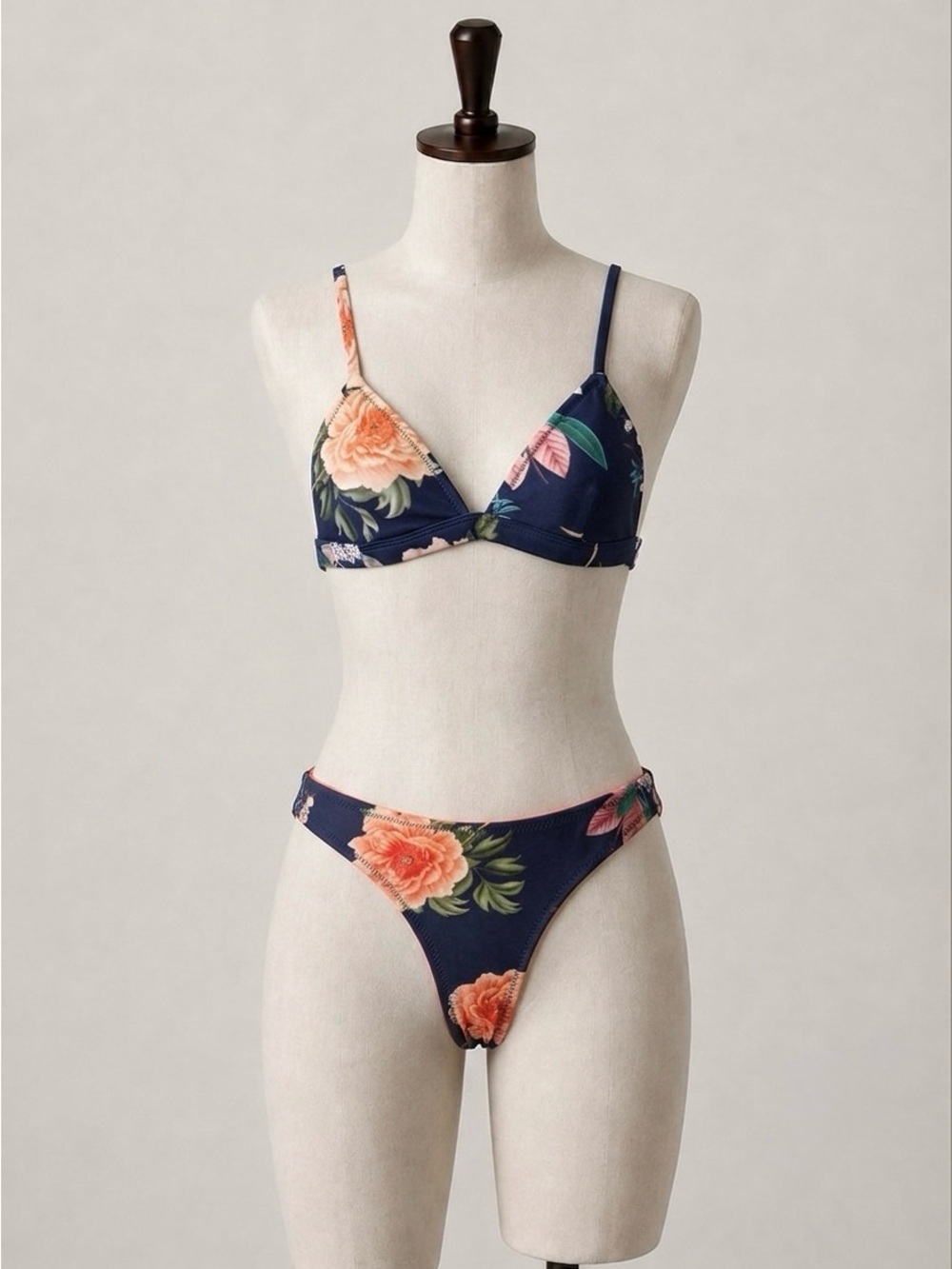 👙BOGO Free triangl swimwear Navy Floral Bikini with Coral Accents